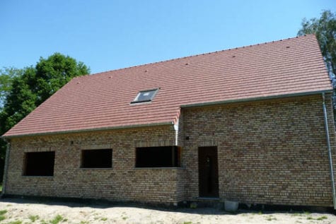 Hellend Dak Rode Kleur
